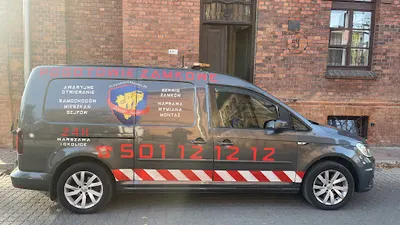 Pogotowie Zamkowe 24h. Licencja policji. Awaryjne otwieranie zamków, drzwi, samochodów.